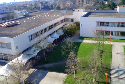 Schulzentrum Lohfeld: mittlerer Gebäudeteil