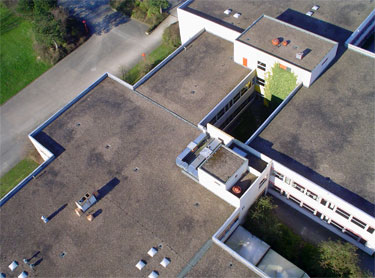 Schulzentrum Lohfeld: Atrium zwischen Gebäudeteilen B und D